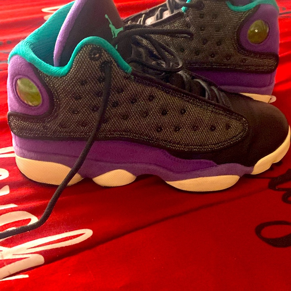 Jordan 13 women shoe